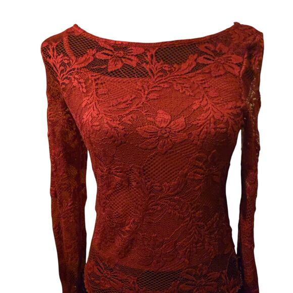 NWT Dylan Ryan M Floral Lace Top LINED Red Sexy Siren Whimsigoth Fairy Grunge - Picture 3 of 10
